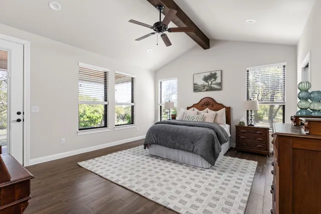 $699,900 | 18105 Austin Boulevard, Lago Vista, TX 78645