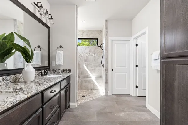 $699,900 | 18105 Austin Boulevard, Lago Vista, TX 78645