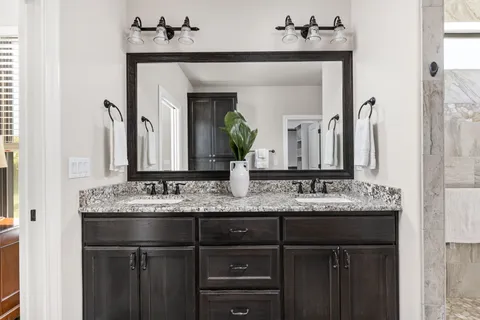 $699,900 | 18105 Austin Boulevard, Lago Vista, TX 78645