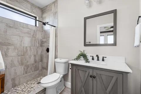 $699,900 | 18105 Austin Boulevard, Lago Vista, TX 78645