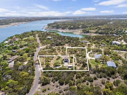 $699,900 | 18105 Austin Boulevard, Lago Vista, TX 78645