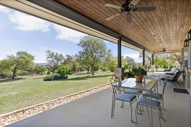 $699,900 | 18105 Austin Boulevard, Lago Vista, TX 78645