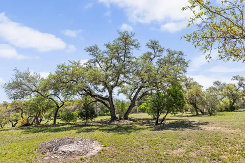 $699,900 | 18105 Austin Boulevard, Lago Vista, TX 78645