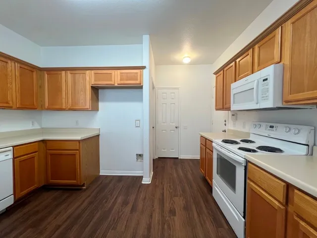 $1,595 | 128 Otono Loop, Kyle, TX 78640