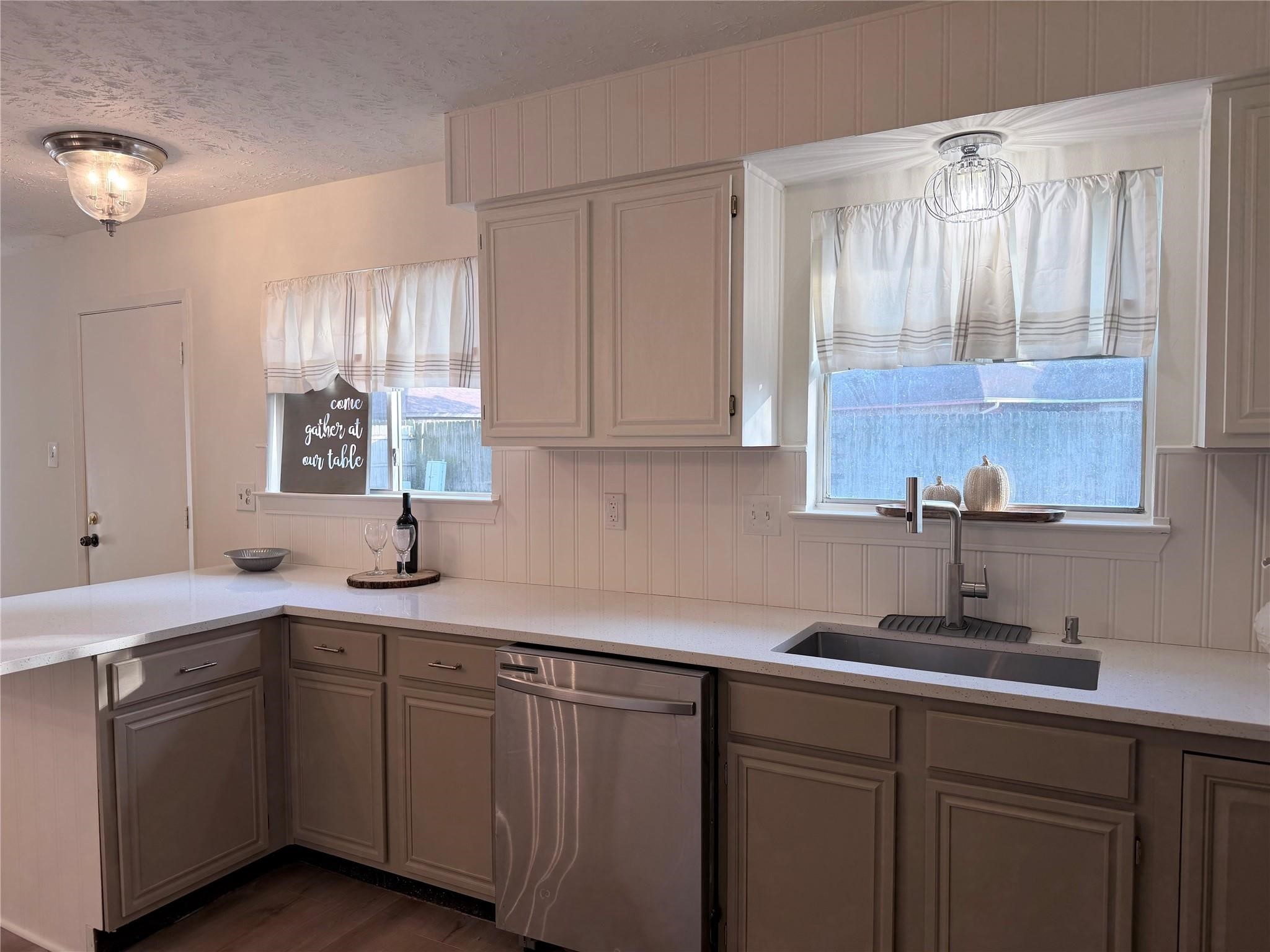 15110 Peachmeadow Lane Channelview, TX 77530 - Photo 8 of 31