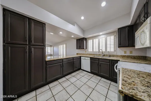 $425,000 | 82 West Calle De Arcos, Tempe, AZ 85284