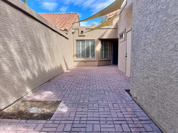 $425,000 | 82 West Calle De Arcos, Tempe, AZ 85284