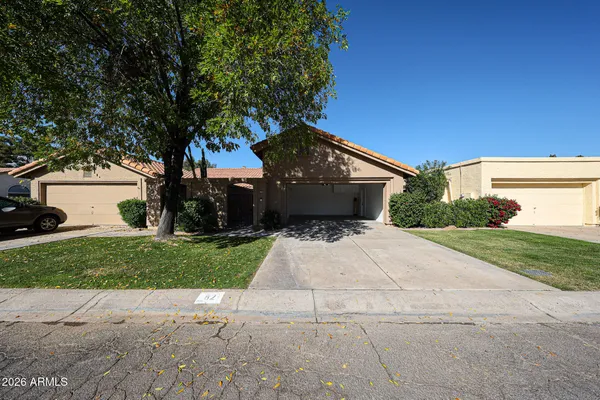 $425,000 | 82 West Calle De Arcos, Tempe, AZ 85284
