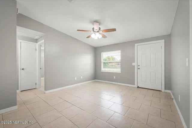 $1,495 | 7945 Herlong Road, Jacksonville, FL 32210