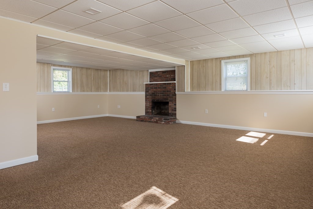 12 Gibbs Road Middleboro, MA 02346 - Photo 32 of 38