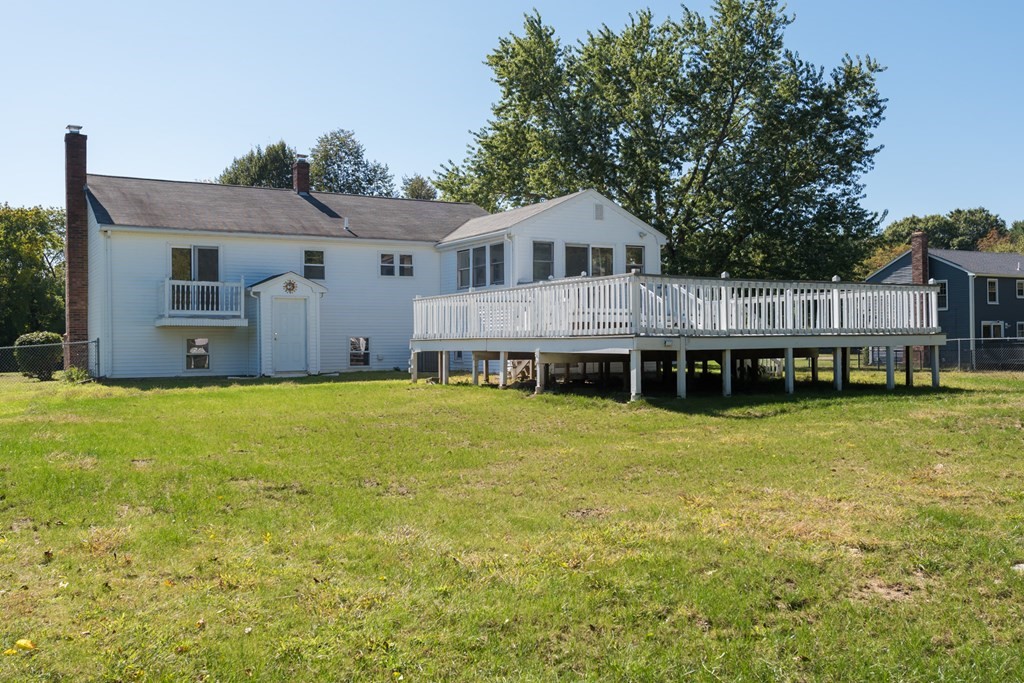 12 Gibbs Road Middleboro, MA 02346 - Photo 10 of 38 a view of a house with a garden