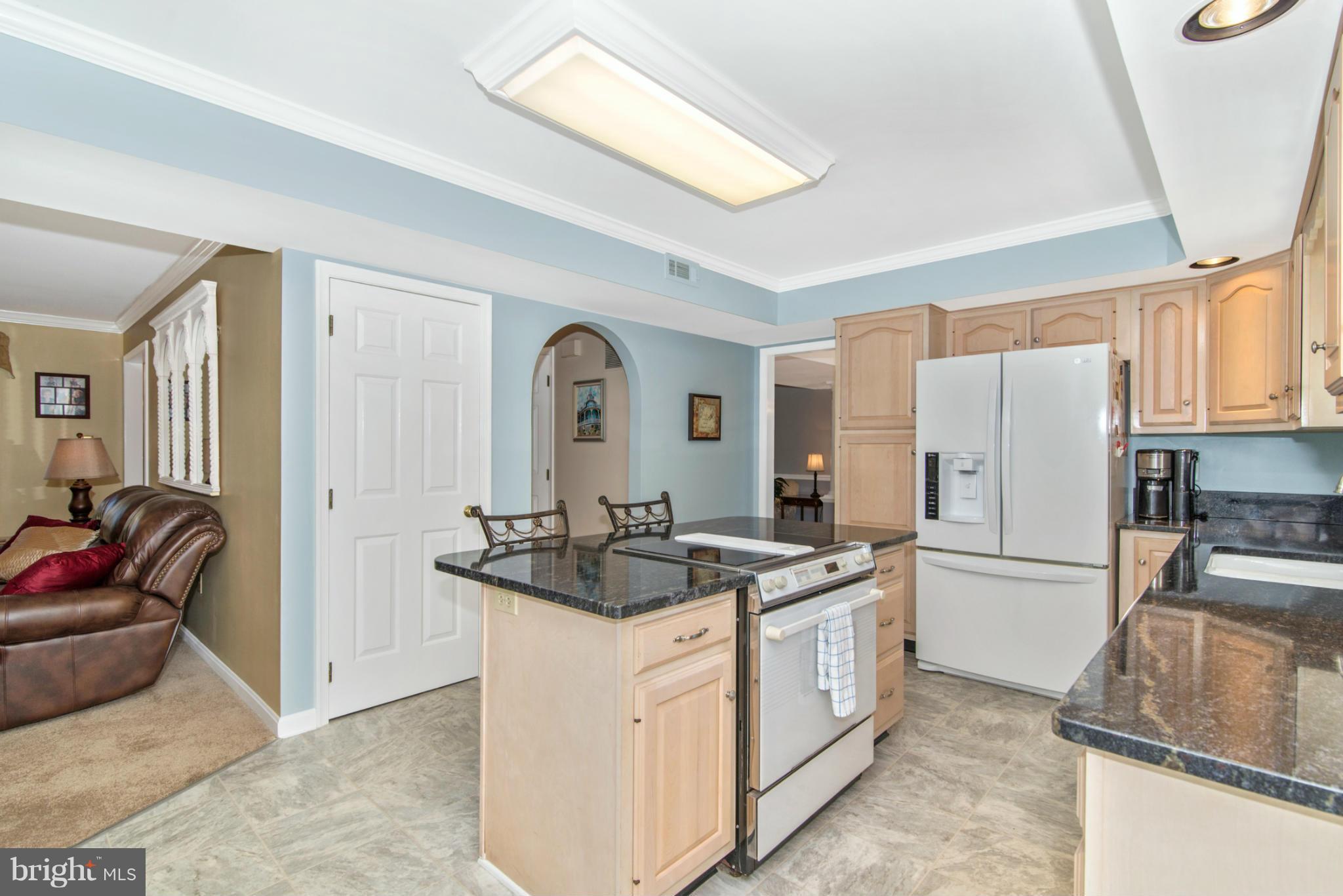 2203 Banner Hill Road Frederick, MD 21702 - Photo 6 of 30 Kitchen