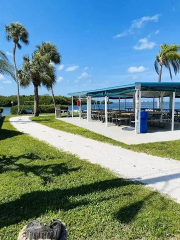 $330,000 | 6916 East Bayou Lane, Bradenton, FL 34207