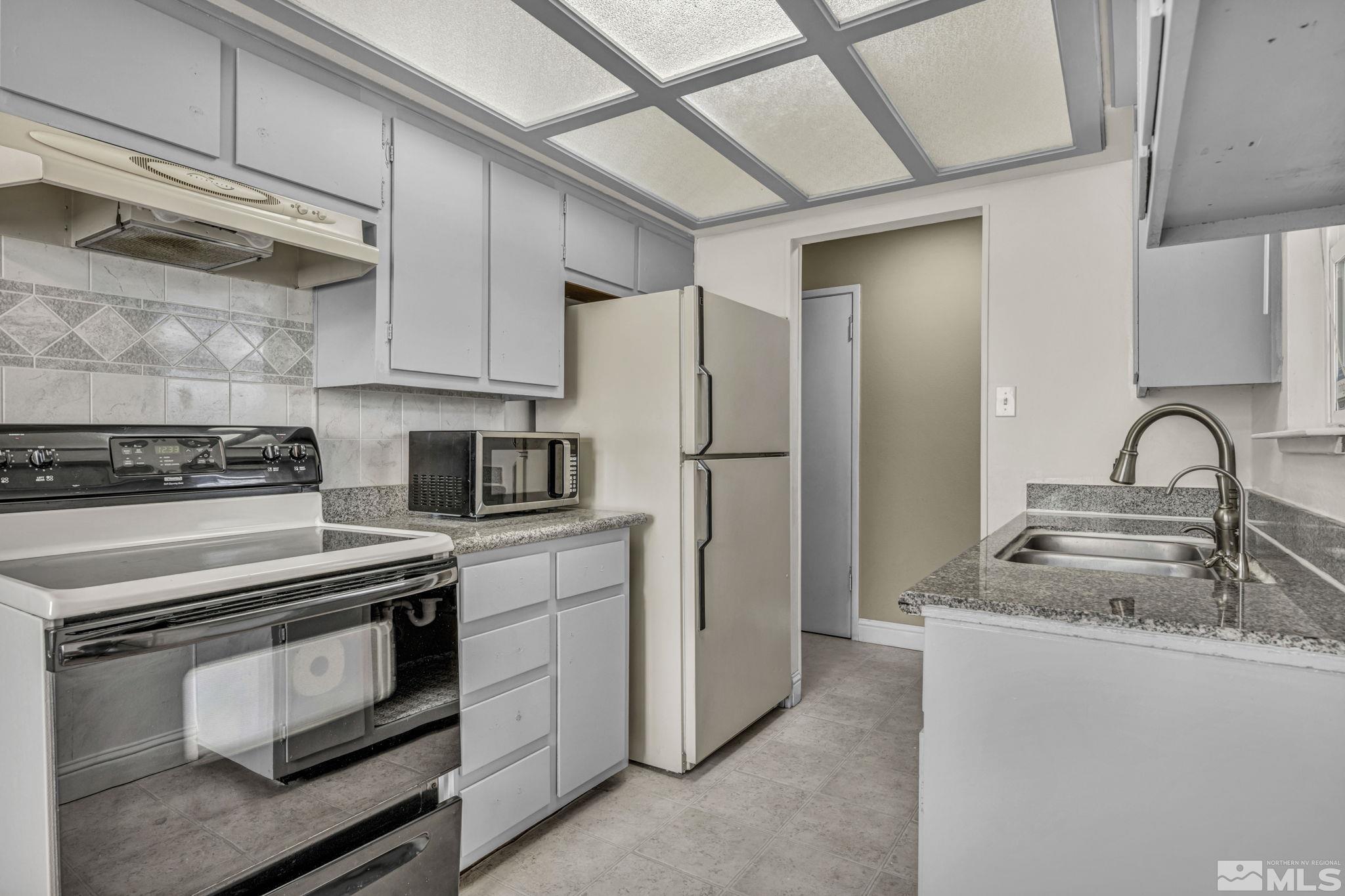 7775 Fowler Avenue Reno, NV 89506 - Photo 7 of 24 Photo 7