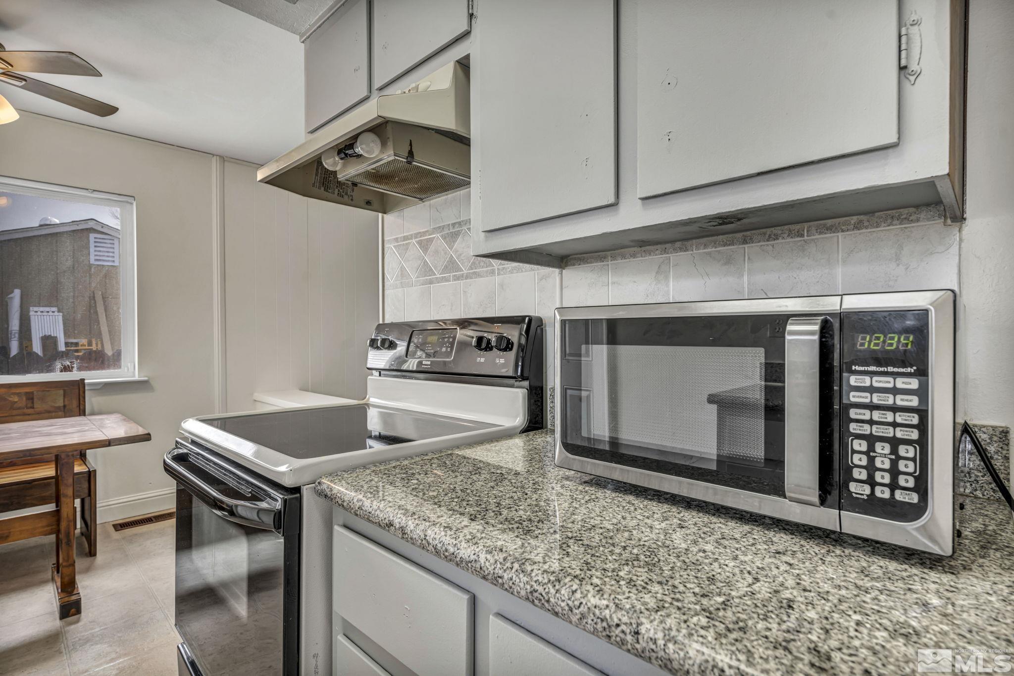 7775 Fowler Avenue Reno, NV 89506 - Photo 8 of 24 Photo 8