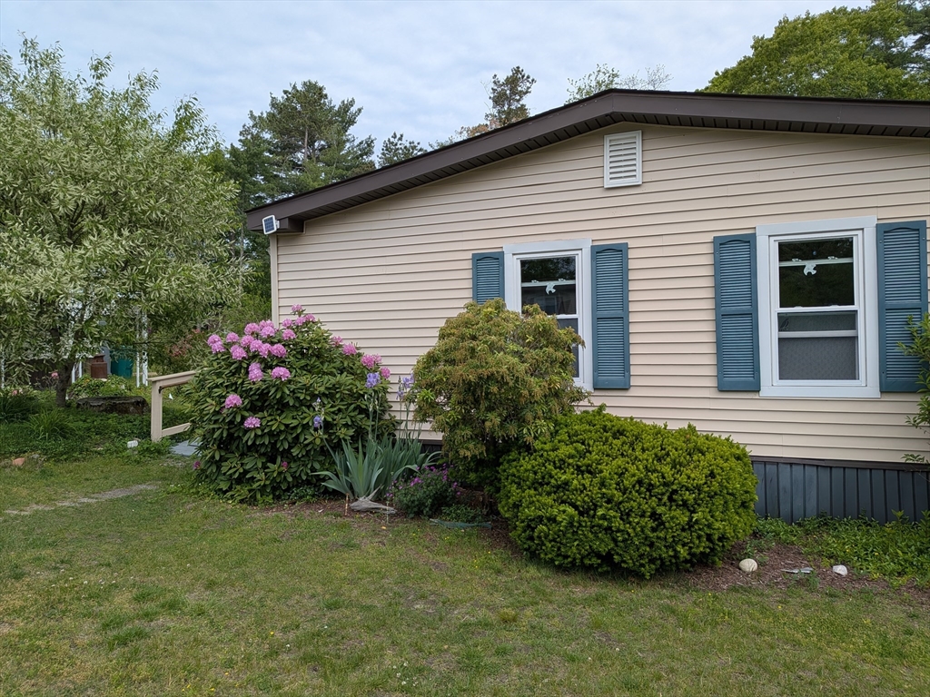 41 Pipers Way Carver, MA 02330 - Photo 1 of 36