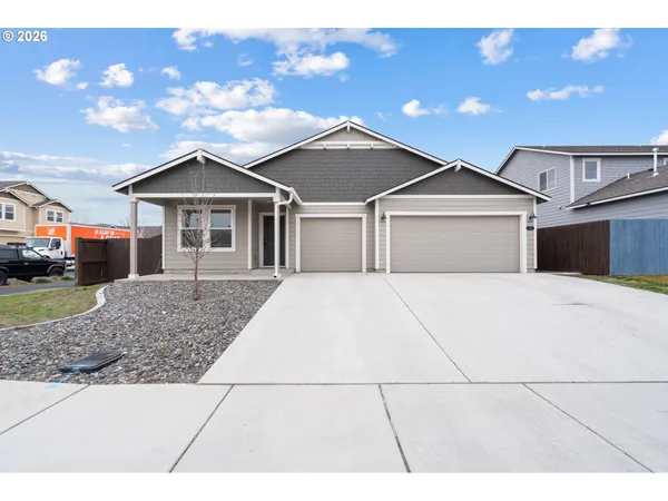 $432,999 | 503 East Heather Avenue, Hermiston, OR 97838