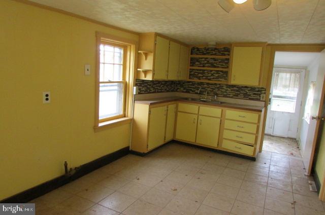 3161 Claremont Road Dover, PA 17315 - Photo 13 of 25 Gallery Image 13
