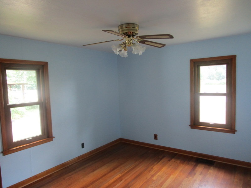535 Anderson Road Chesterfield, IN 46017 - Photo 7 of 10