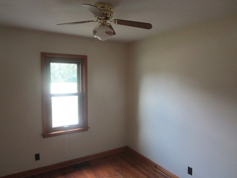 535 Anderson Road Chesterfield, IN 46017 - Photo 8 of 10