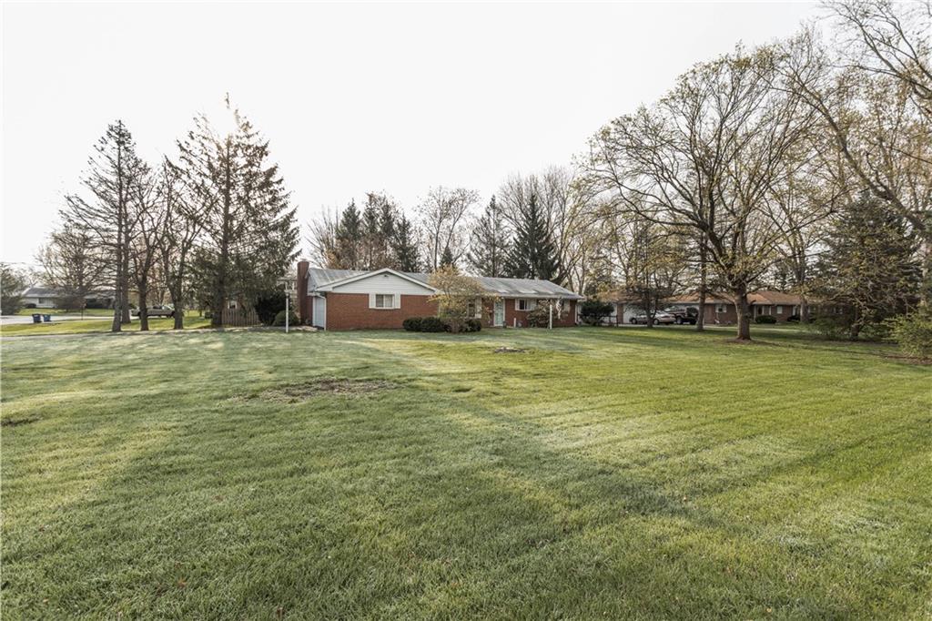 6469 Breamore Road Indianapolis, IN 46220 - Photo 2 of 24