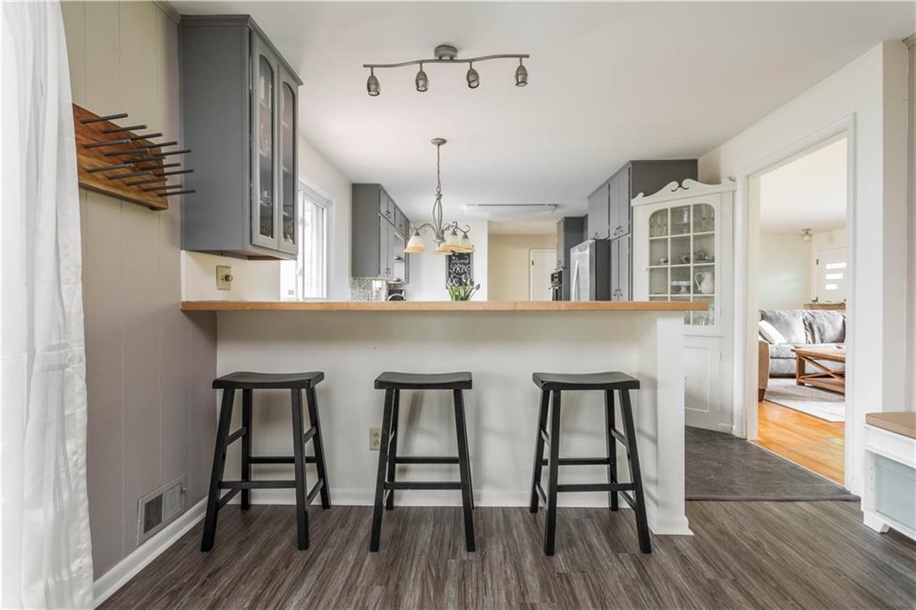 6469 Breamore Road Indianapolis, IN 46220 - Photo 13 of 24
