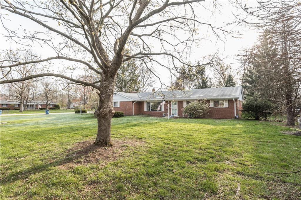 6469 Breamore Road Indianapolis, IN 46220 - Photo 3 of 24