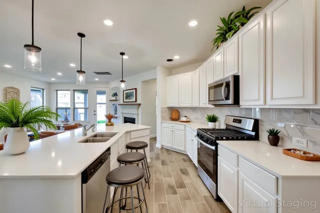 $2,700 | 14626 Hemlock Knoll Lane, Houston, TX 77068