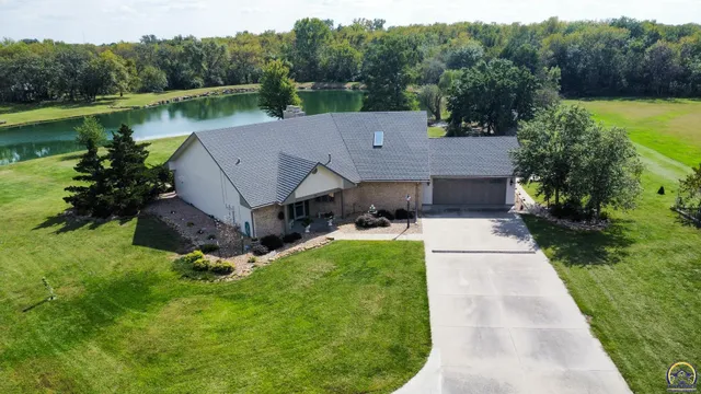 $414,900 | 1 Burlingwood Court, Burlington, KS 66839