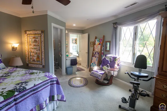 $414,900 | 1 Burlingwood Court, Burlington, KS 66839