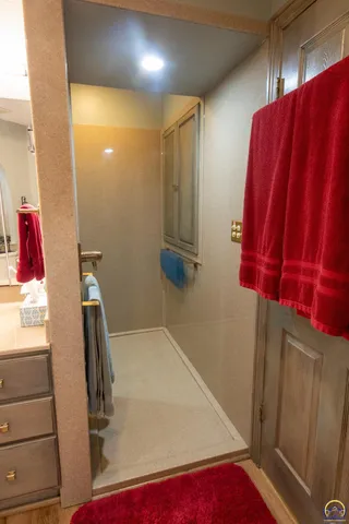 $414,900 | 1 Burlingwood Court, Burlington, KS 66839