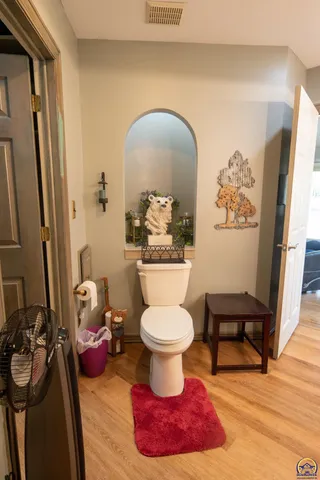 $414,900 | 1 Burlingwood Court, Burlington, KS 66839