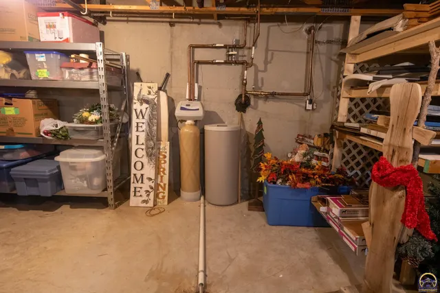 $414,900 | 1 Burlingwood Court, Burlington, KS 66839