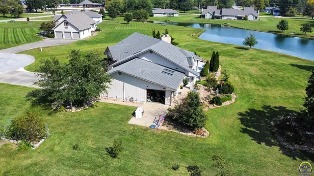 $414,900 | 1 Burlingwood Court, Burlington, KS 66839