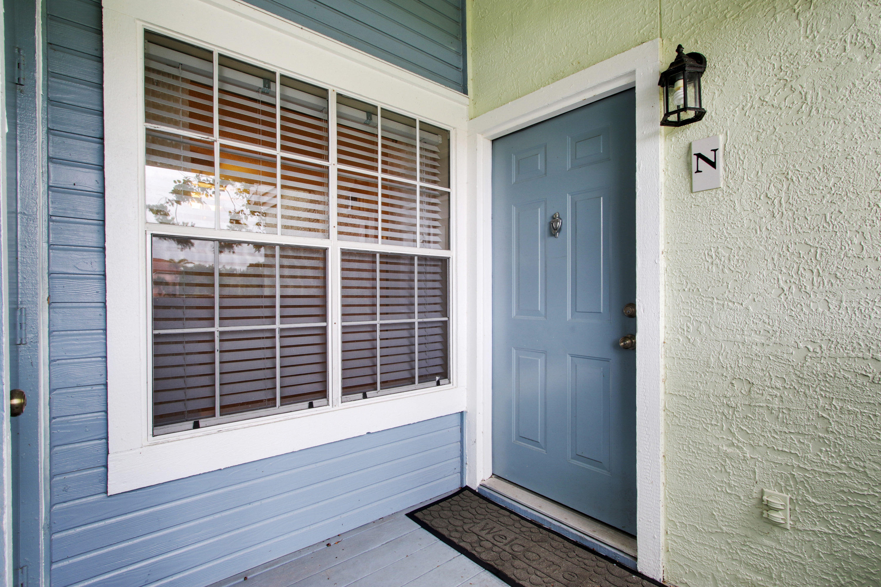1215 Crystal Way, Unit N Delray Beach, FL 33444 - Photo 3 of 14 Entry