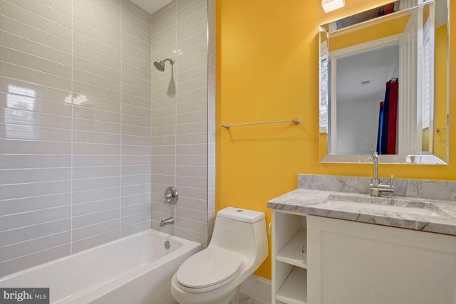 $2,999,999 | 4607 27th Street North, Arlington, VA 22207