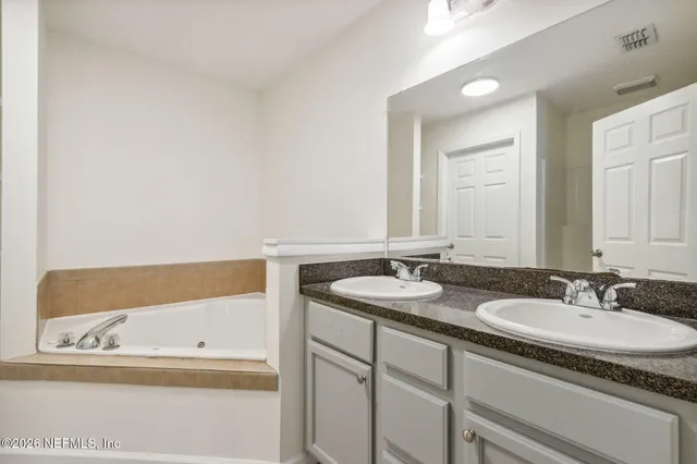 $280,000 | 423 South Boulevard, Macclenny, FL 32063