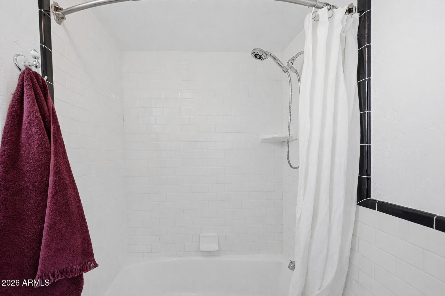 1555 East Cheery Lynn Road Phoenix, AZ 85014 - Photo 29 of 37 a bathroom with a shower