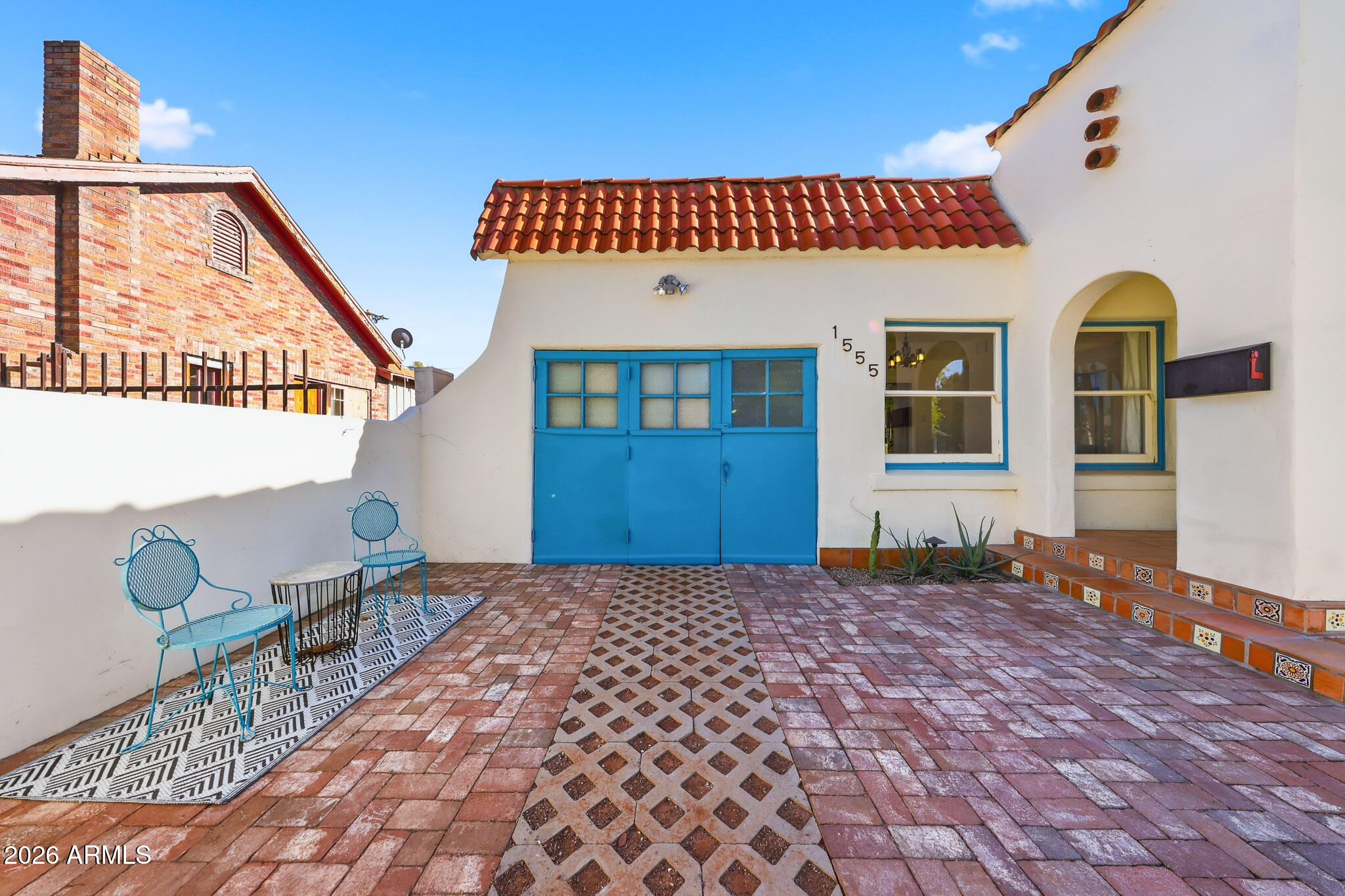 1555 East Cheery Lynn Road Phoenix, AZ 85014 - Photo 6 of 37 a view of entryway