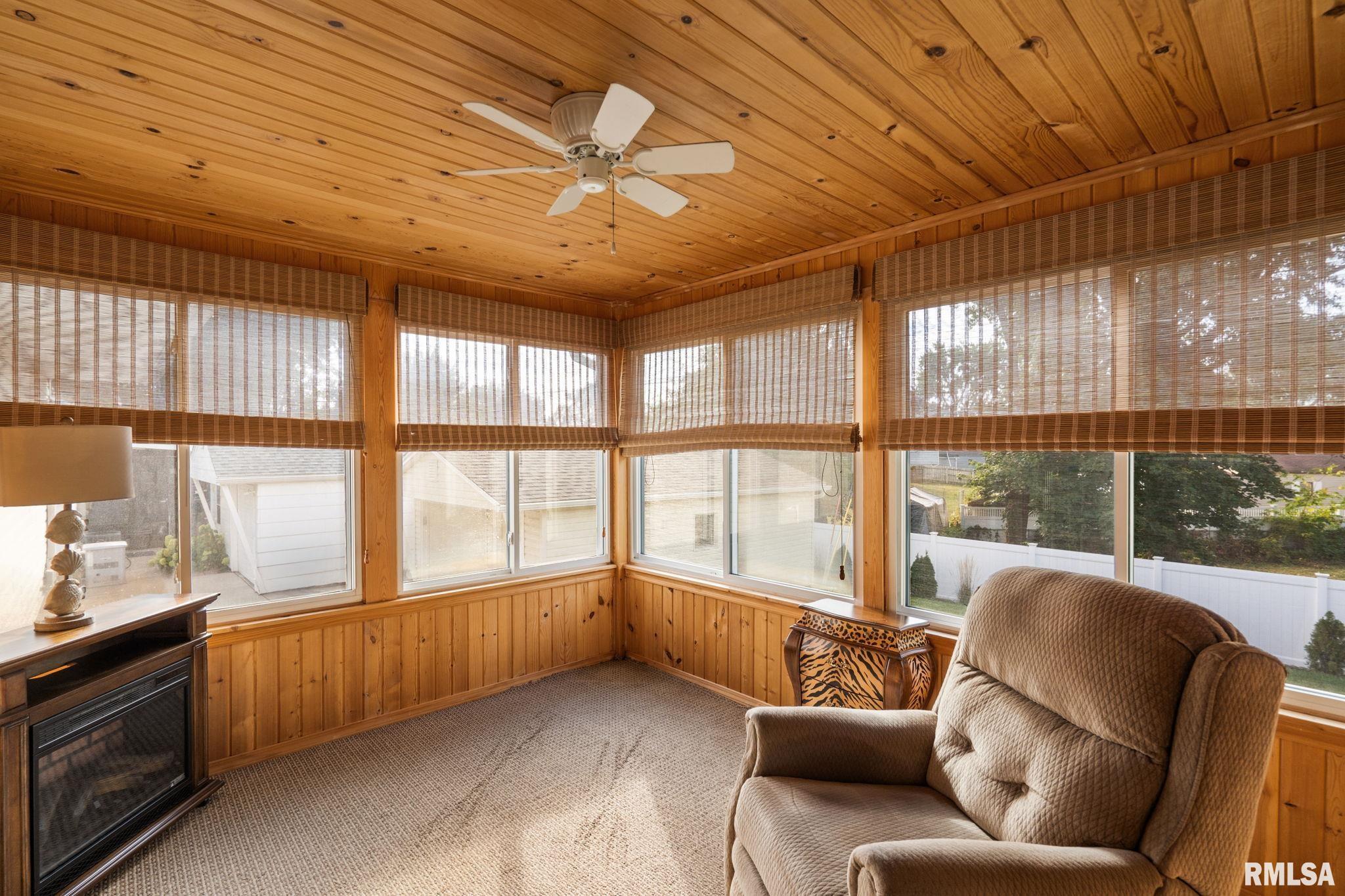 5000 44th Avenue Moline, IL 61265 - Photo 16 of 45