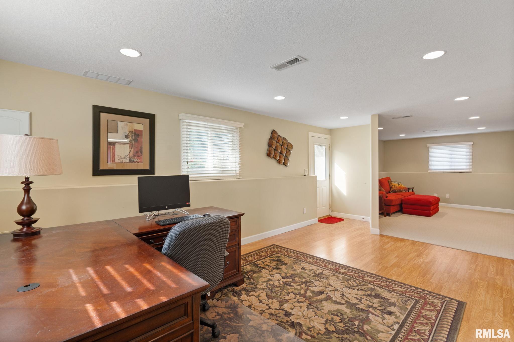 5000 44th Avenue Moline, IL 61265 - Photo 27 of 45