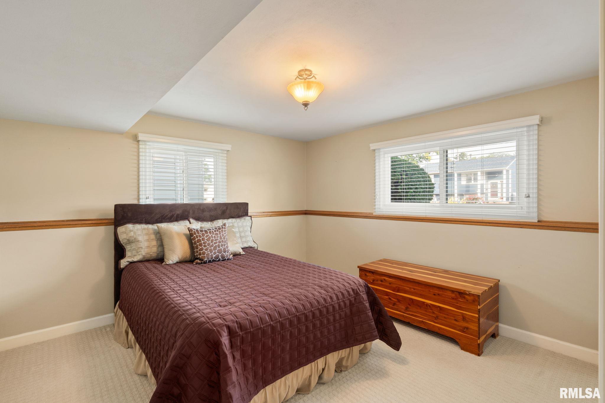 5000 44th Avenue Moline, IL 61265 - Photo 29 of 45