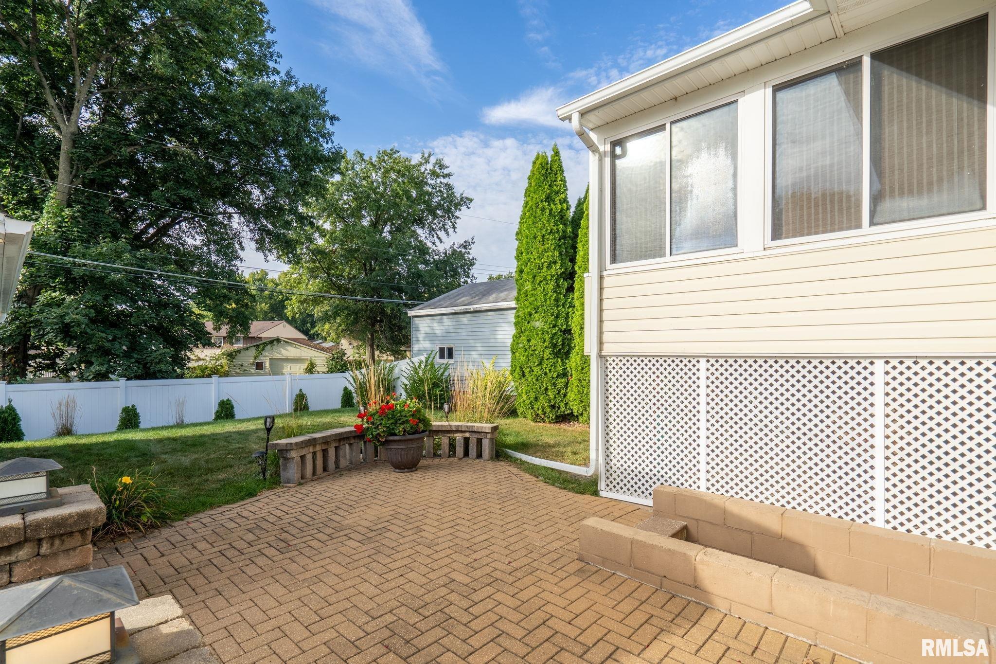 5000 44th Avenue Moline, IL 61265 - Photo 36 of 45