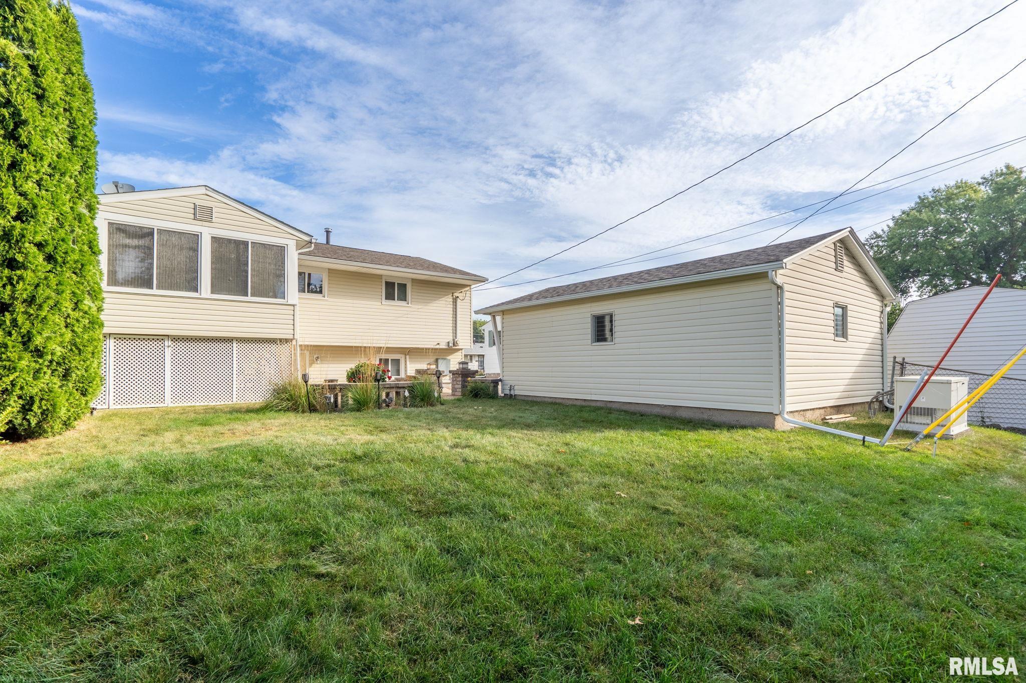 5000 44th Avenue Moline, IL 61265 - Photo 39 of 45