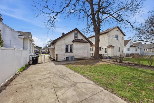 $174,900 | 419 Tremont Avenue, Tonawanda, NY 14217