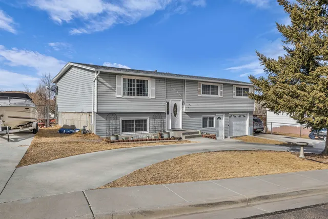 $340,000 | 1835 Arkansas Street, Green River, WY 82935