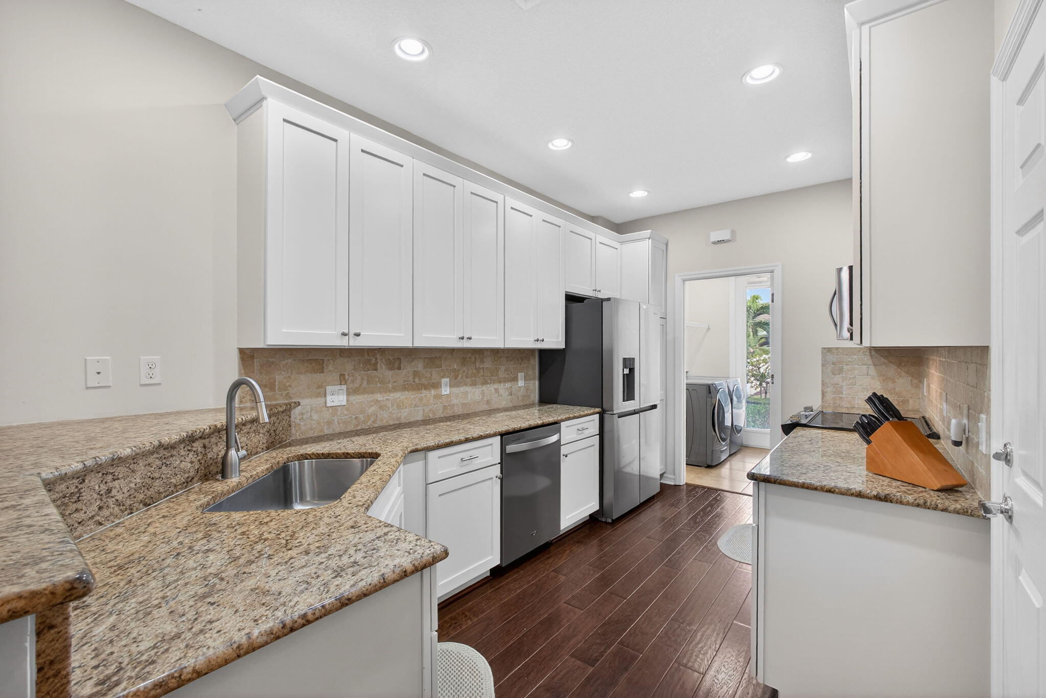 1120 South Community Drive Jupiter, FL 33458 - Photo 16 of 45 Kitchen - 1