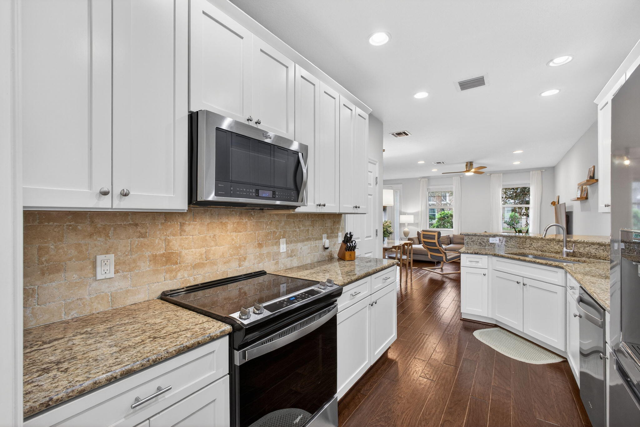 1120 South Community Drive Jupiter, FL 33458 - Photo 17 of 45 Kitchen - 2