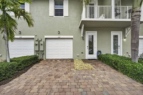$619,000 | 1120 South Community Drive, Jupiter, FL 33458
