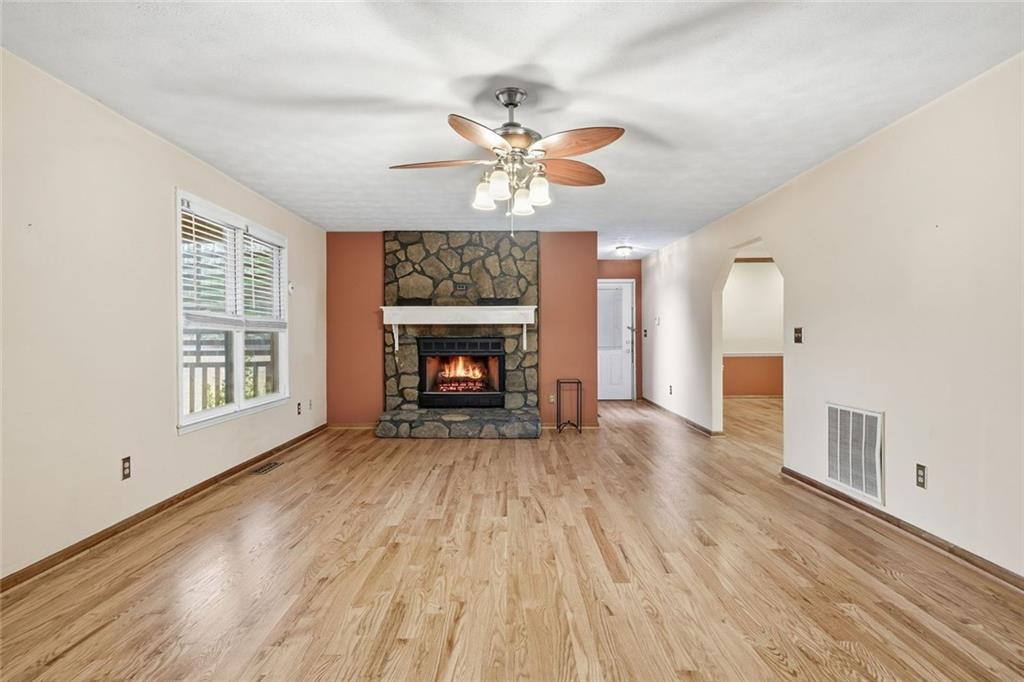 155 Mathews Road Northwest Adairsville, GA 30103 - Photo 4 of 42